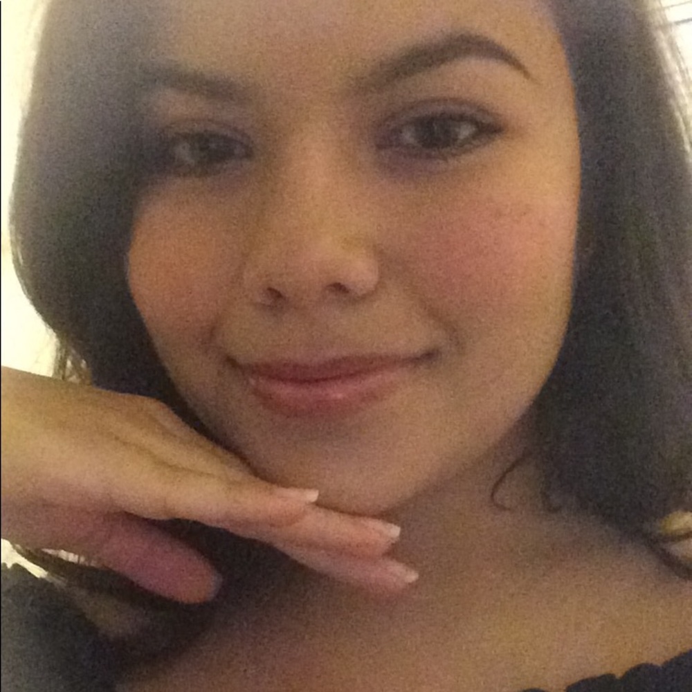 Meet your Posher, Paulina